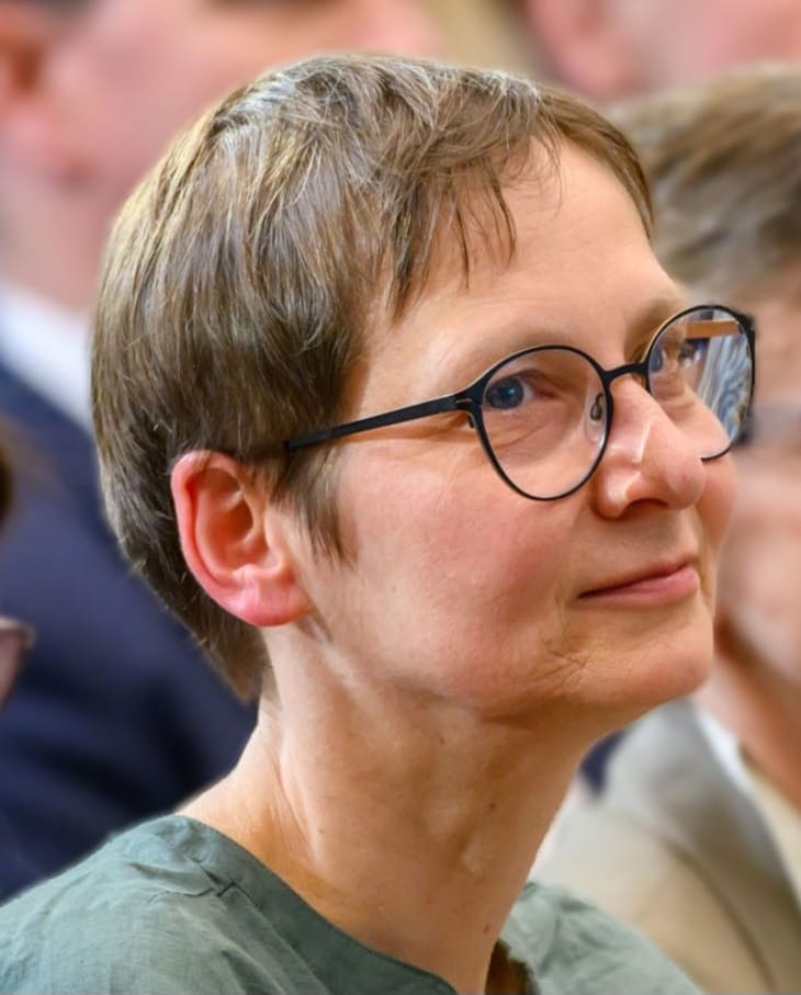 Profile Picture of Prof. Dr. Eva Pils