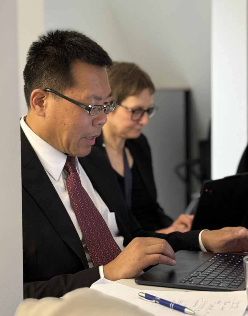 Picture of DR. Teng Biao